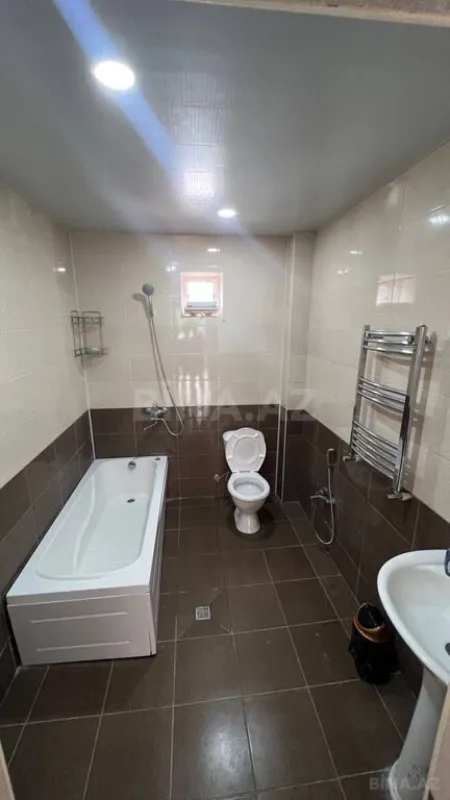 Kirayə verilir 3 otaqlı həyət evi 180 m²