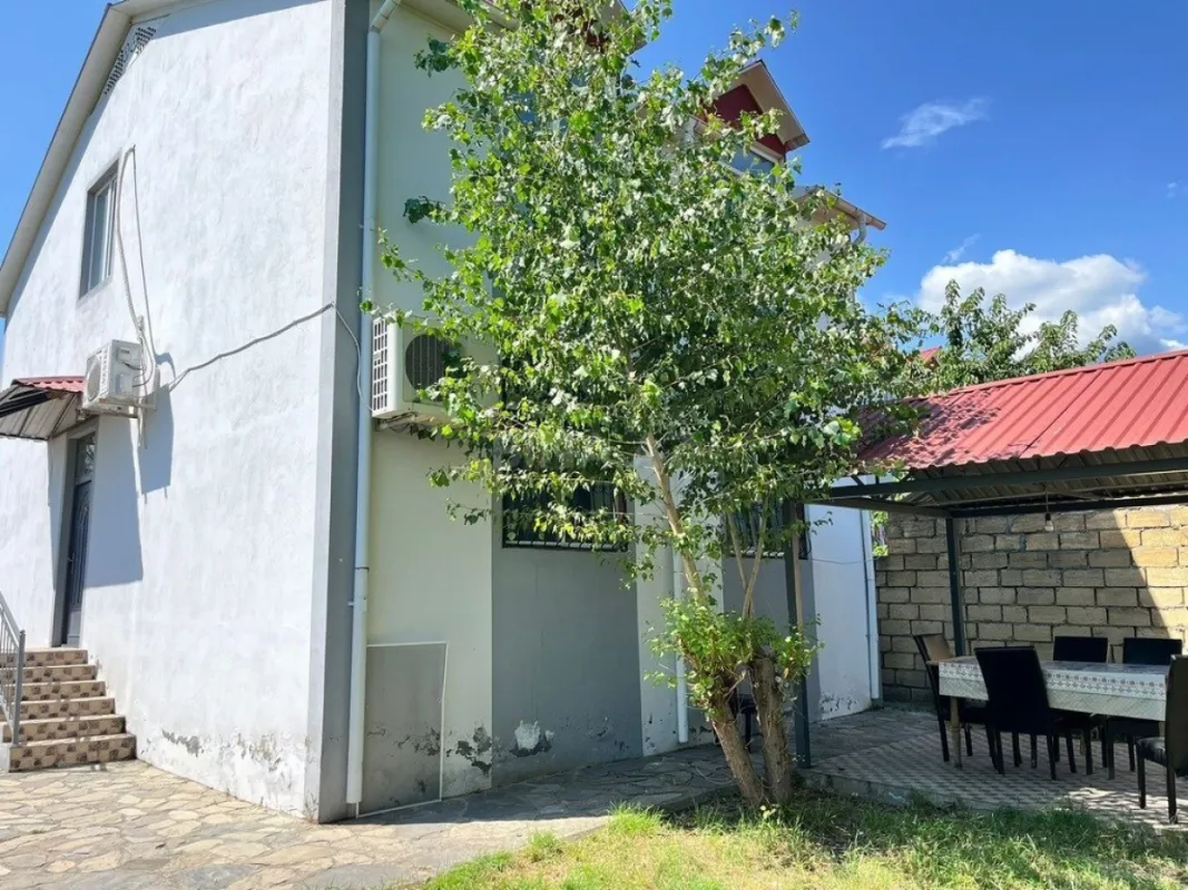 Kirayə verilir 3 otaqlı həyət evi 180 m²