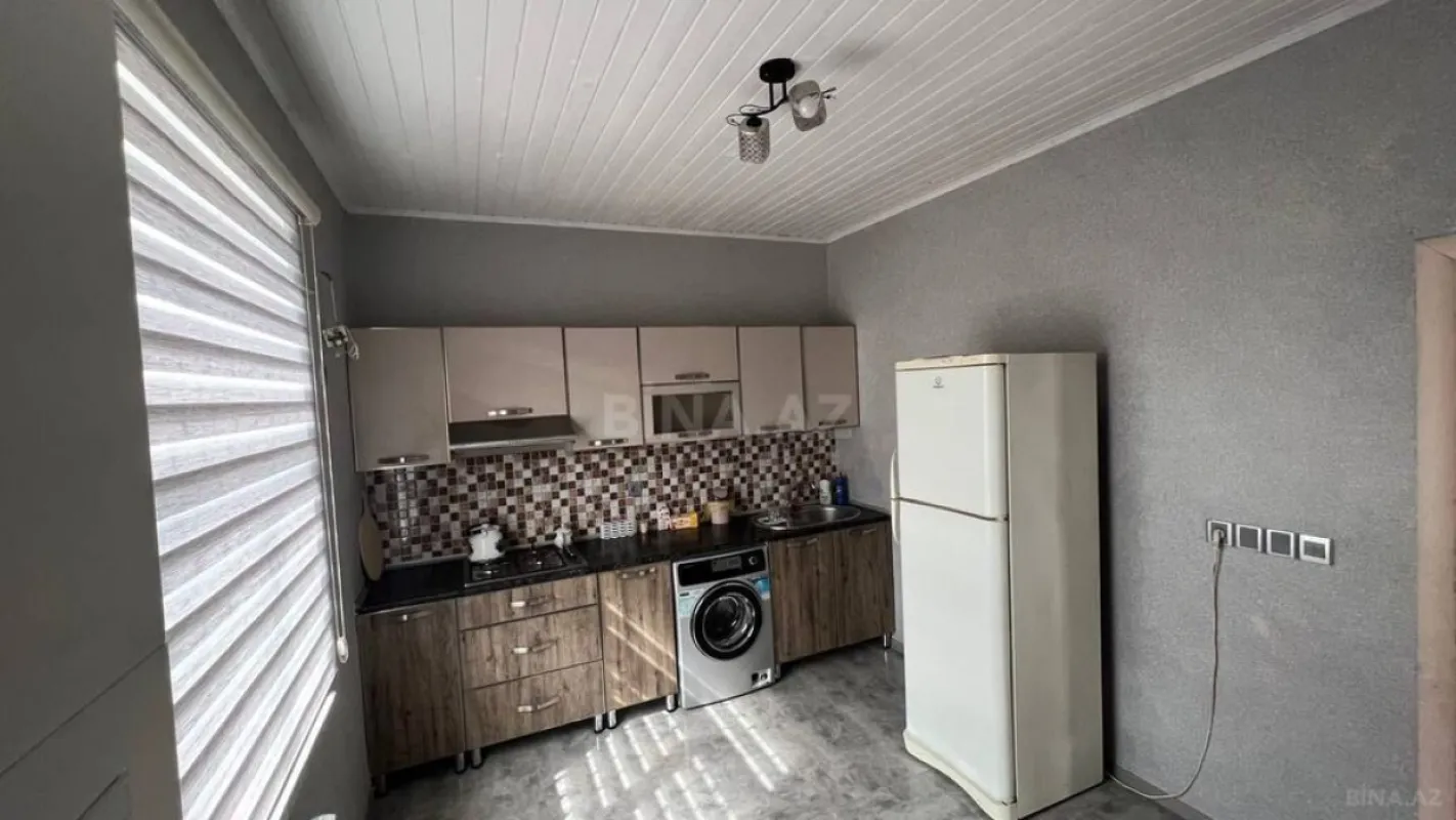 Kirayə verilir 3 otaqlı həyət evi 180 m²