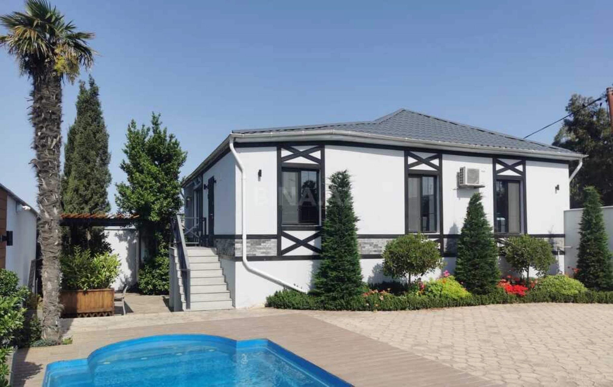 Kirayə verilir 3 otaqlı həyət evi 110 m²