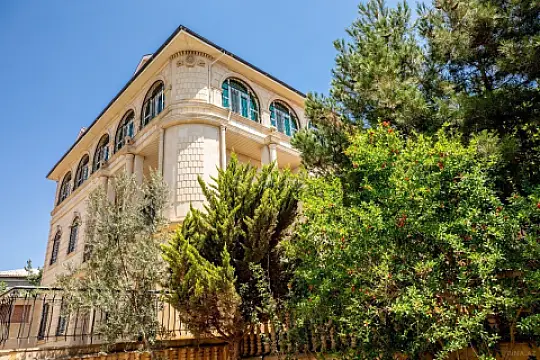 Satılır 6 otaqlı həyət evi 460 m²