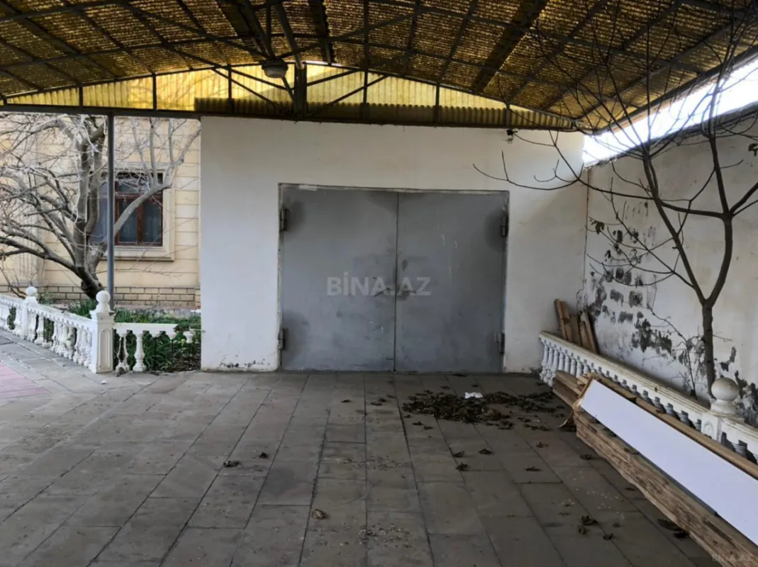 Satılır 6 otaqlı həyət evi 1100 m²