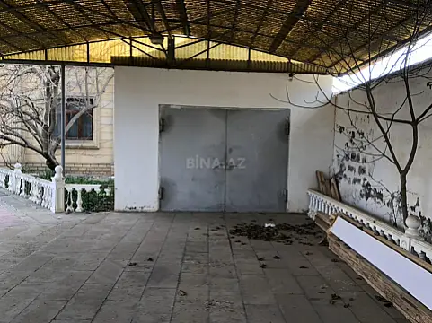Satılır 6 otaqlı həyət evi 1100 m²
