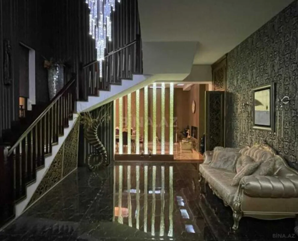 Kirayə verilir 6 otaqlı həyət evi 560 m²