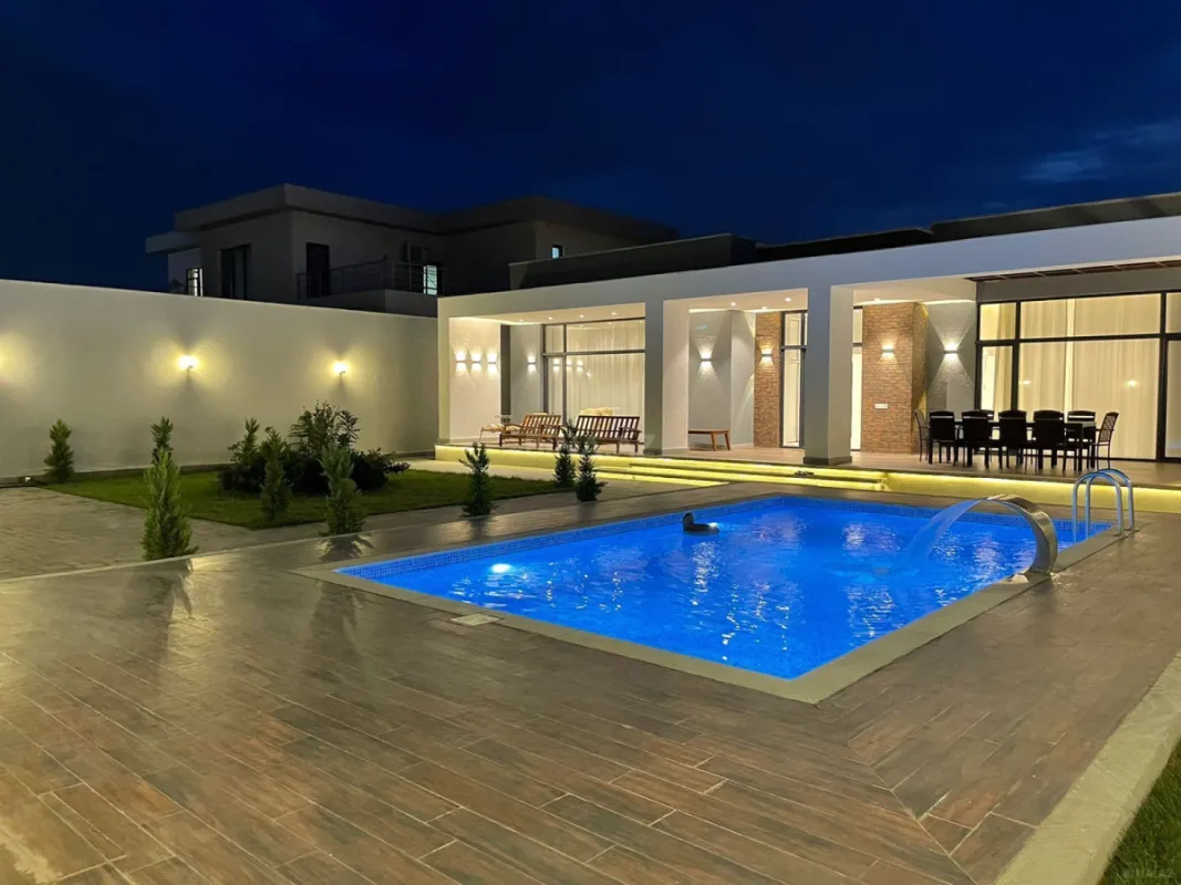 Kirayə verilir həyət evi 280 m²