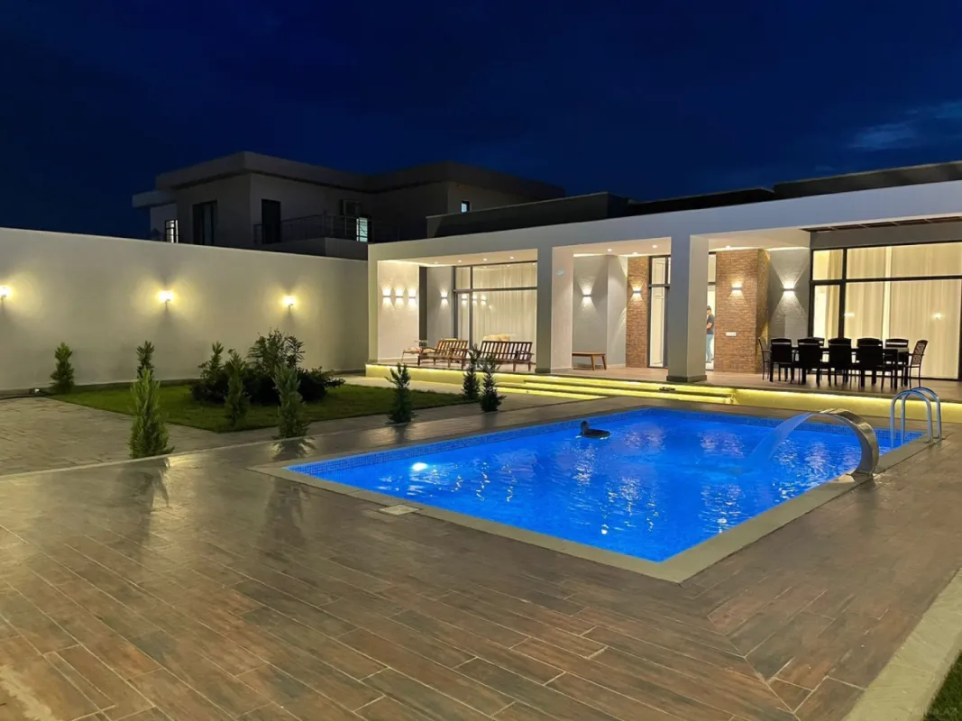 Kirayə verilir həyət evi 280 m²