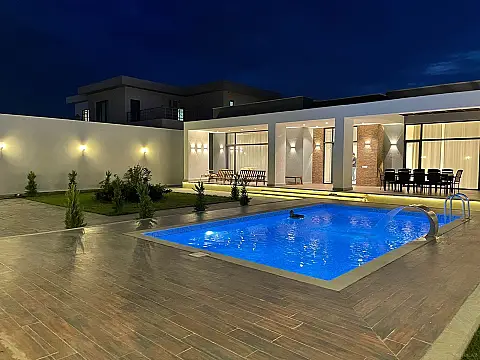 Kirayə verilir həyət evi 280 m² — Bakı, Şüvəlan 280.00 m²