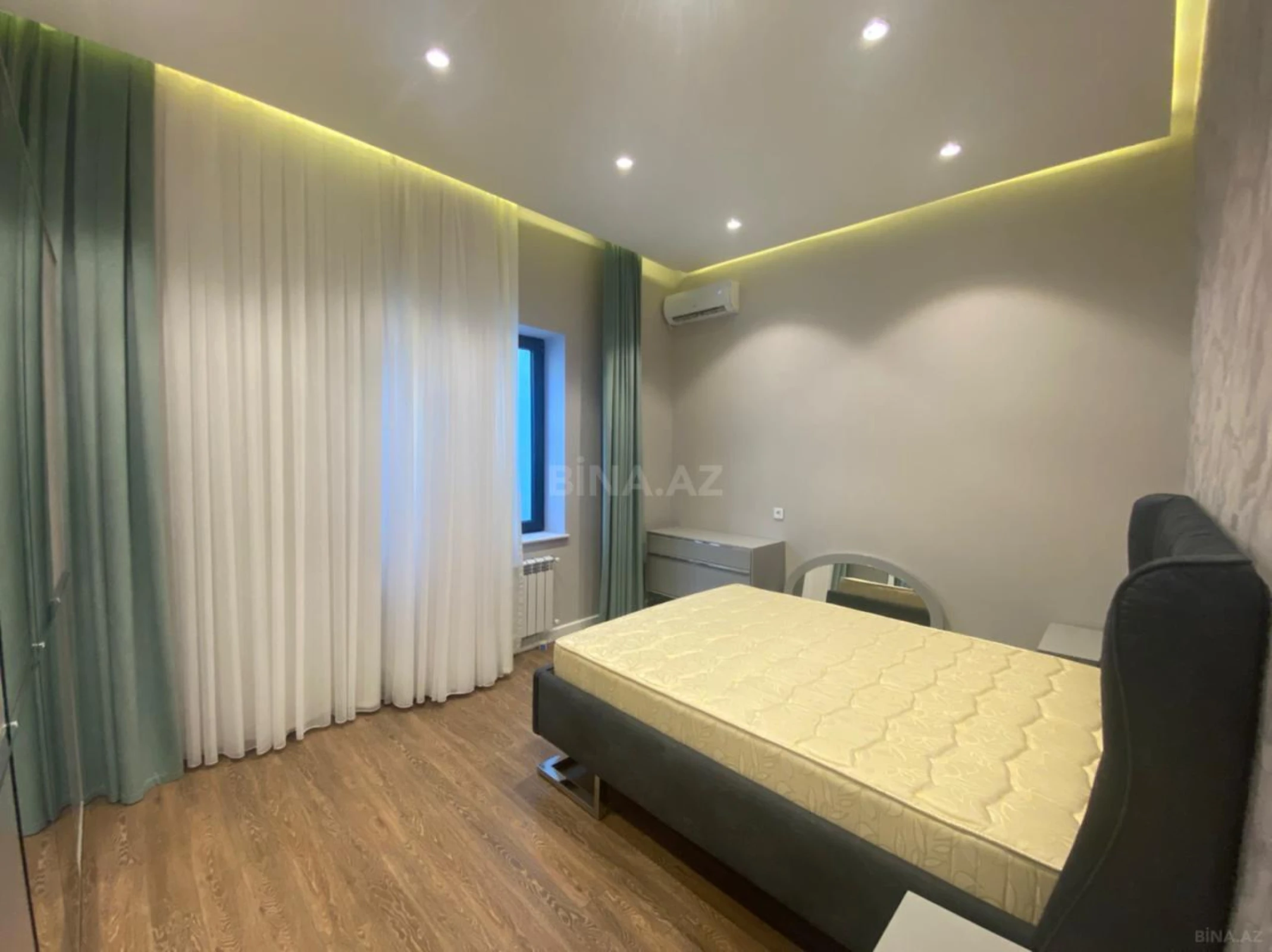 Kirayə verilir həyət evi 280 m²