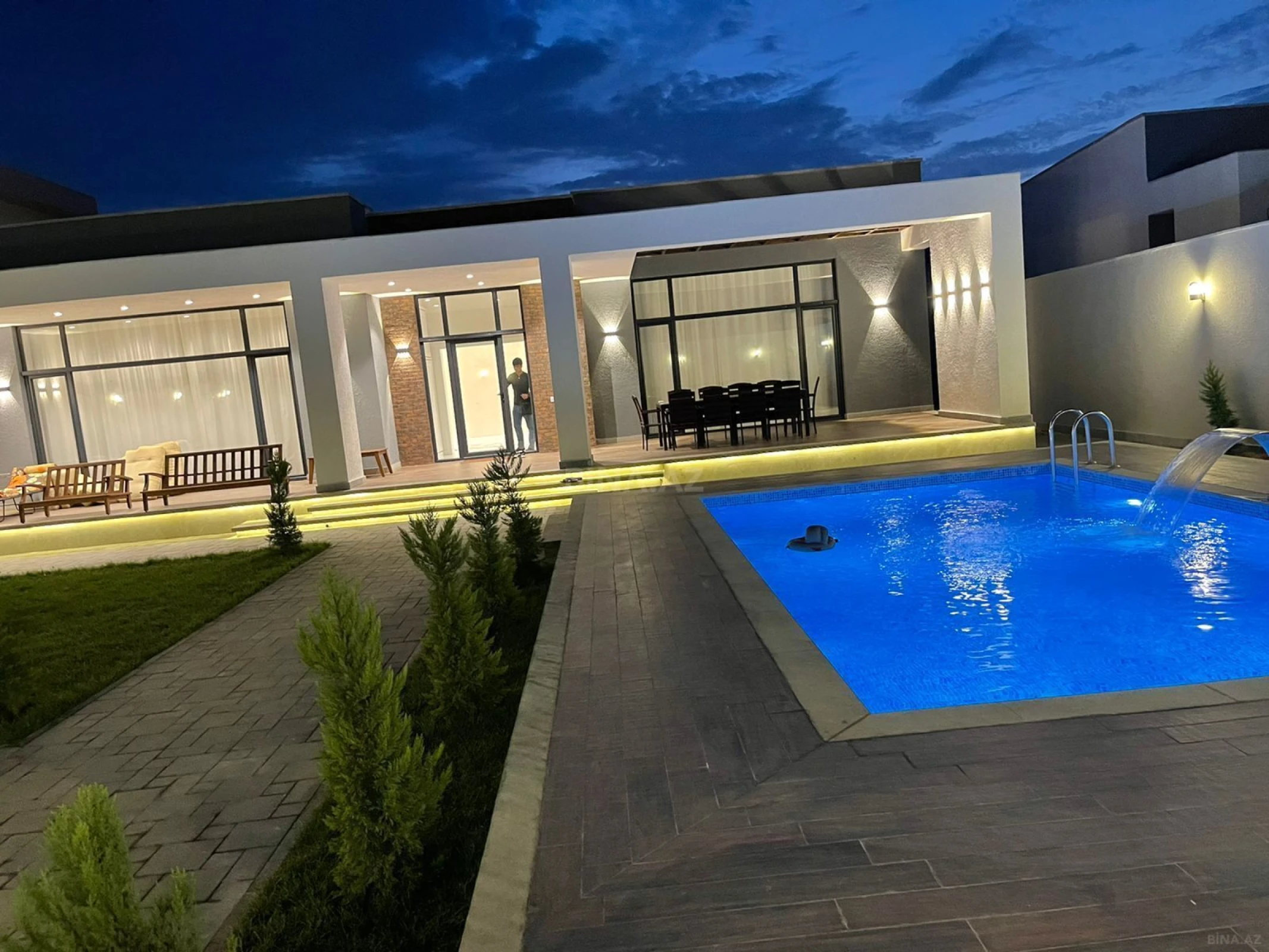 Kirayə verilir həyət evi 280 m²