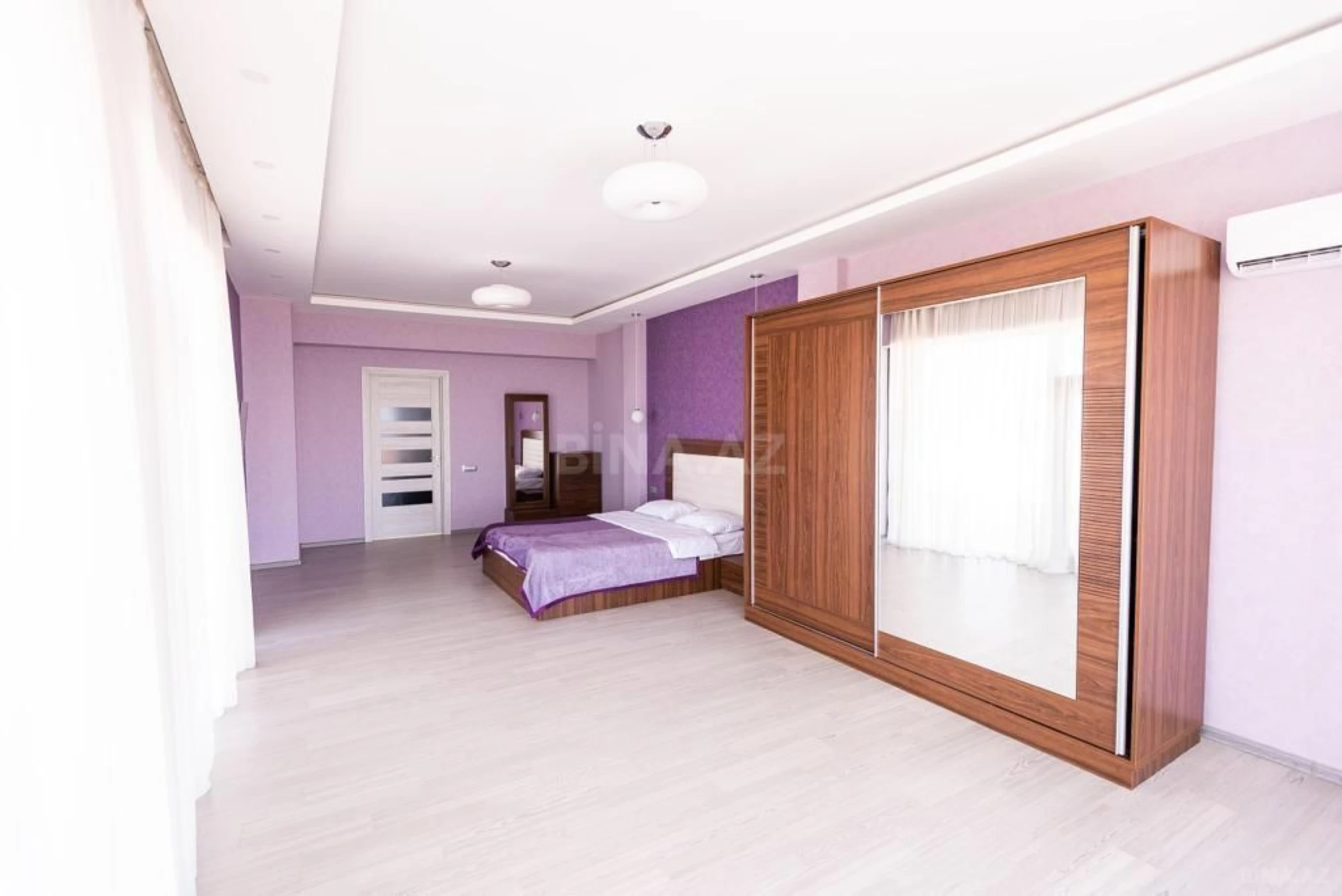 Kirayə verilir 6 otaqlı həyət evi 500 m²