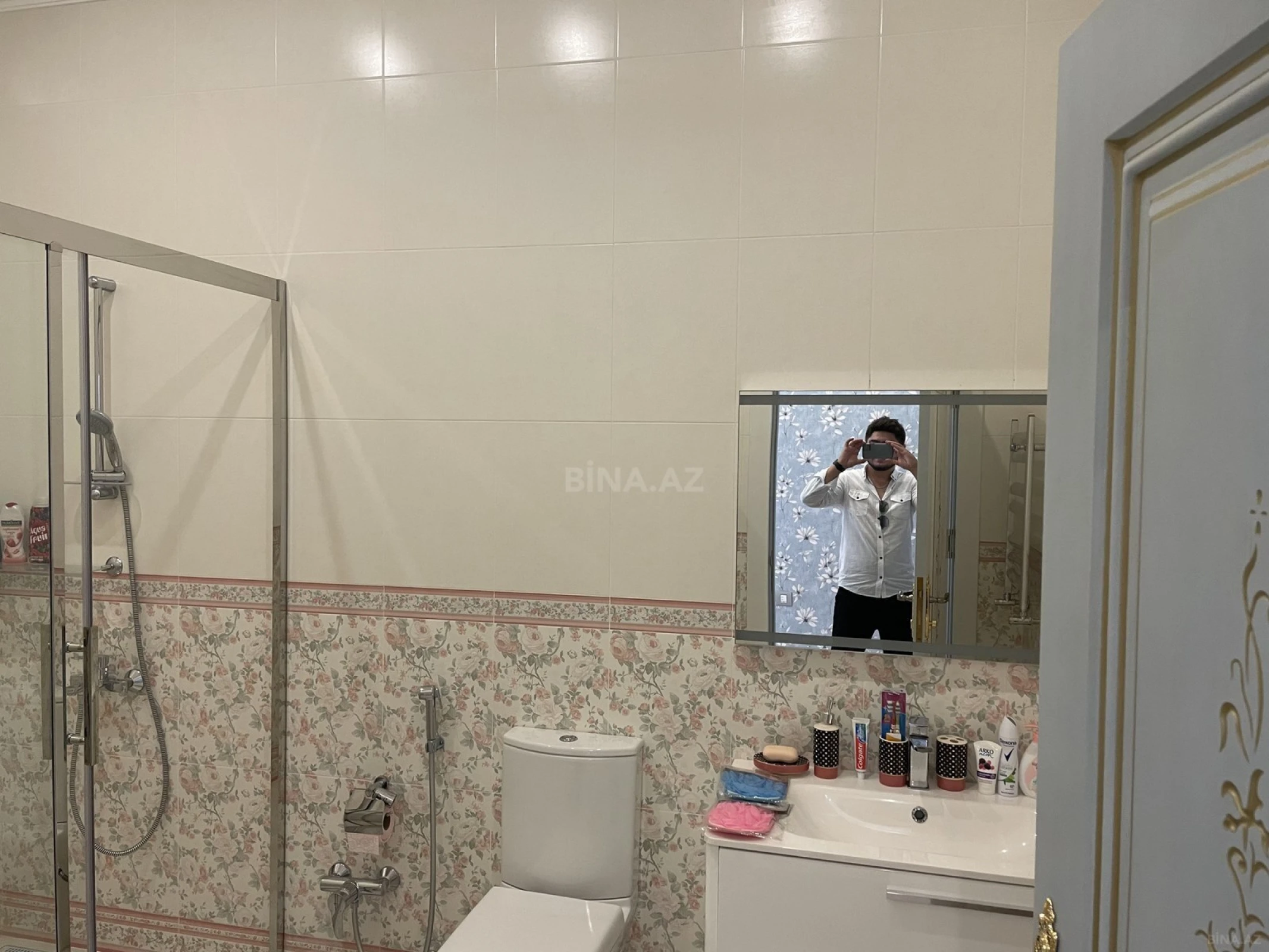 Kirayə verilir 6 otaqlı həyət evi 650 m²