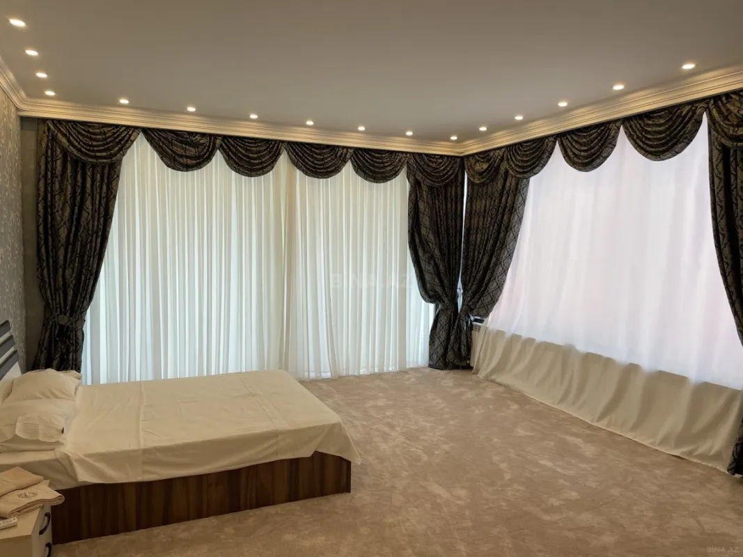 Kirayə verilir 6 otaqlı həyət evi 650 m²