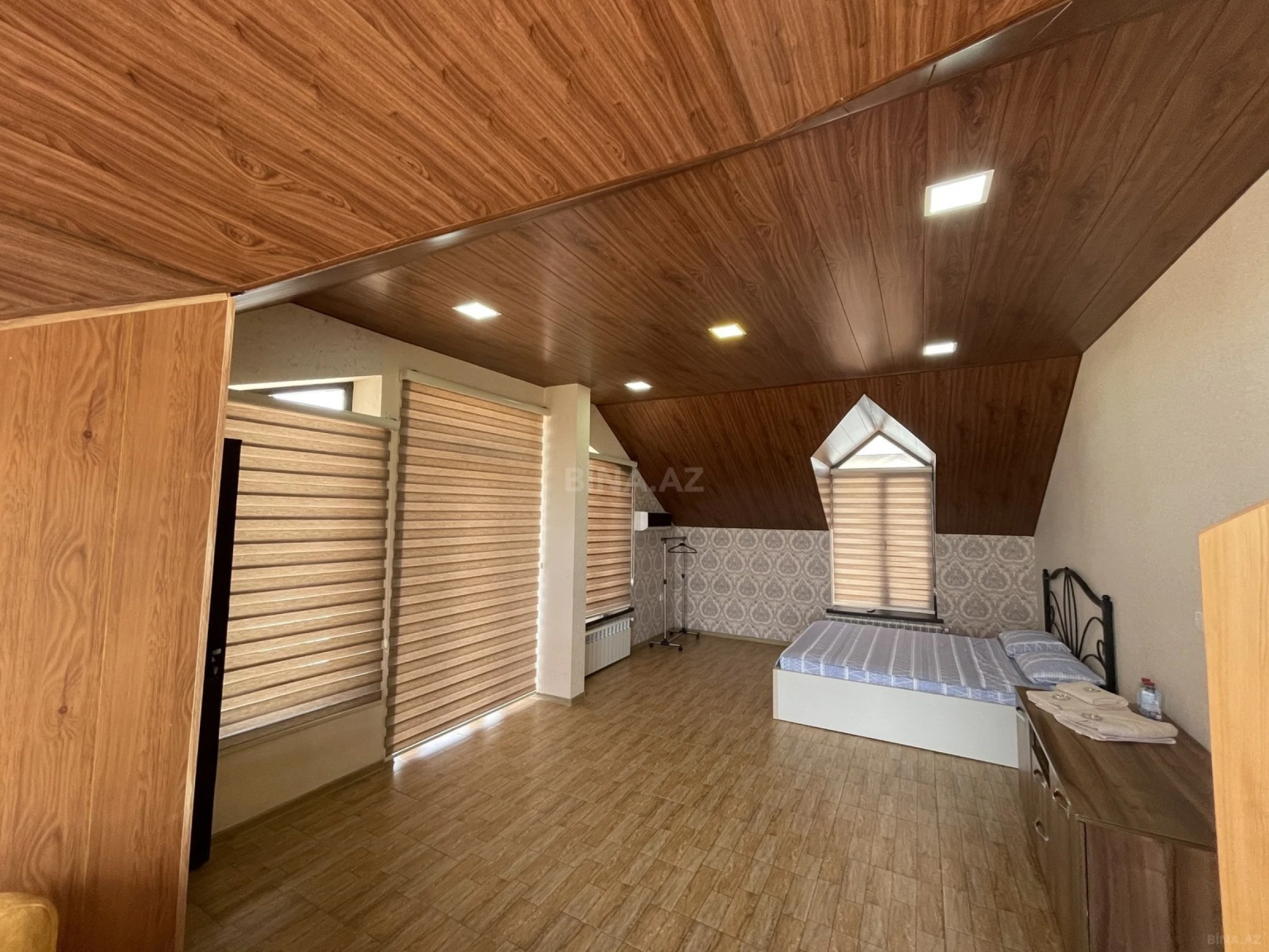 Kirayə verilir 6 otaqlı həyət evi 650 m²