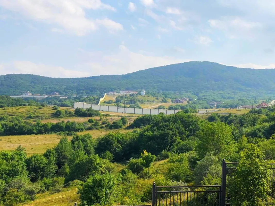 Satılır 5 otaqlı həyət evi 500 m²