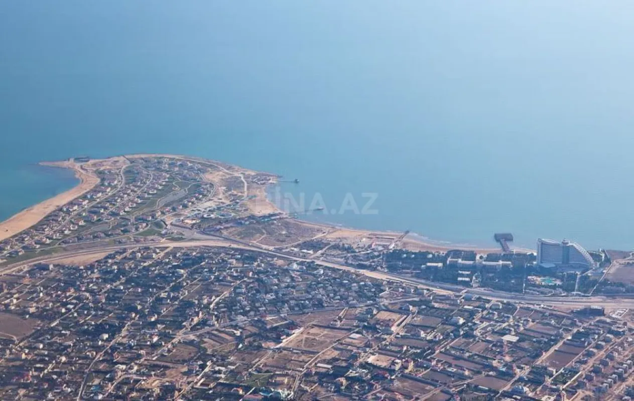 Satılır 8 otaqlı həyət evi 500 m²