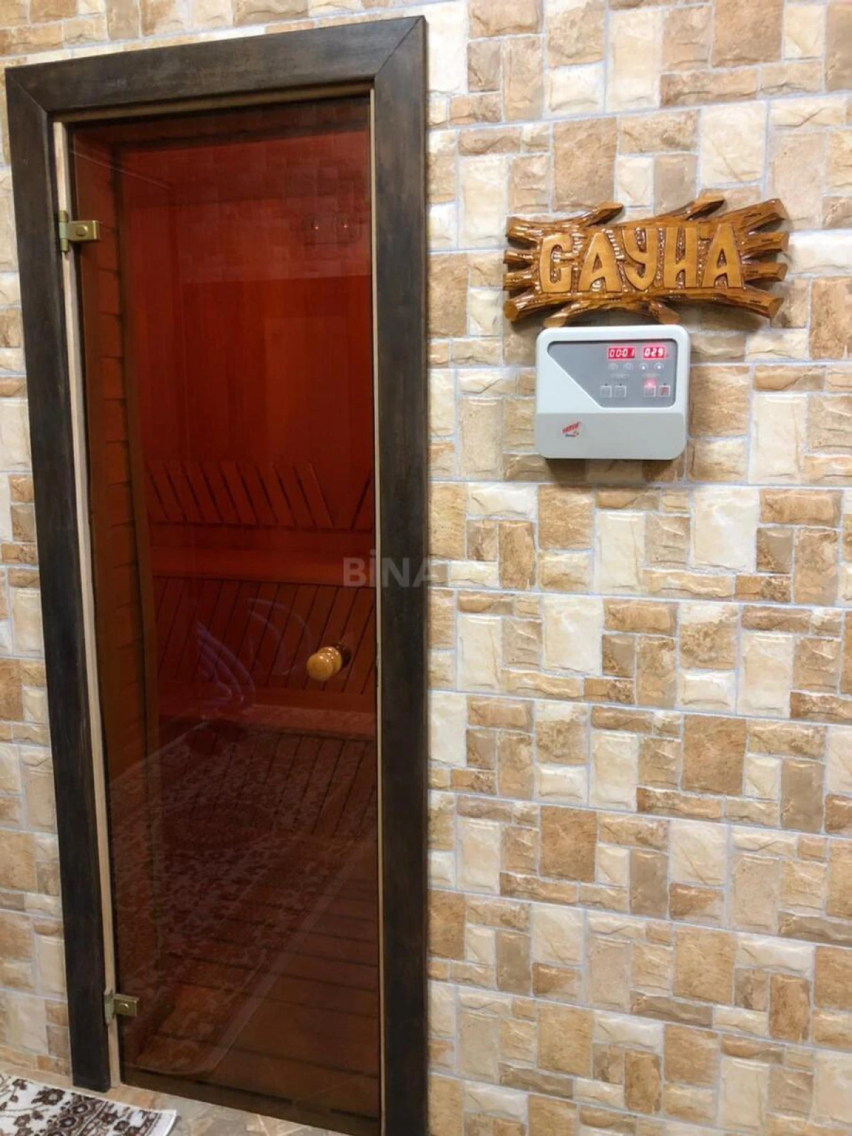 Kirayə verilir 8 otaqlı həyət evi 480 m²