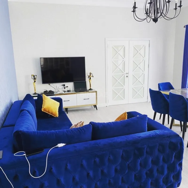 Kirayə verilir 4 otaqlı həyət evi 200 m²