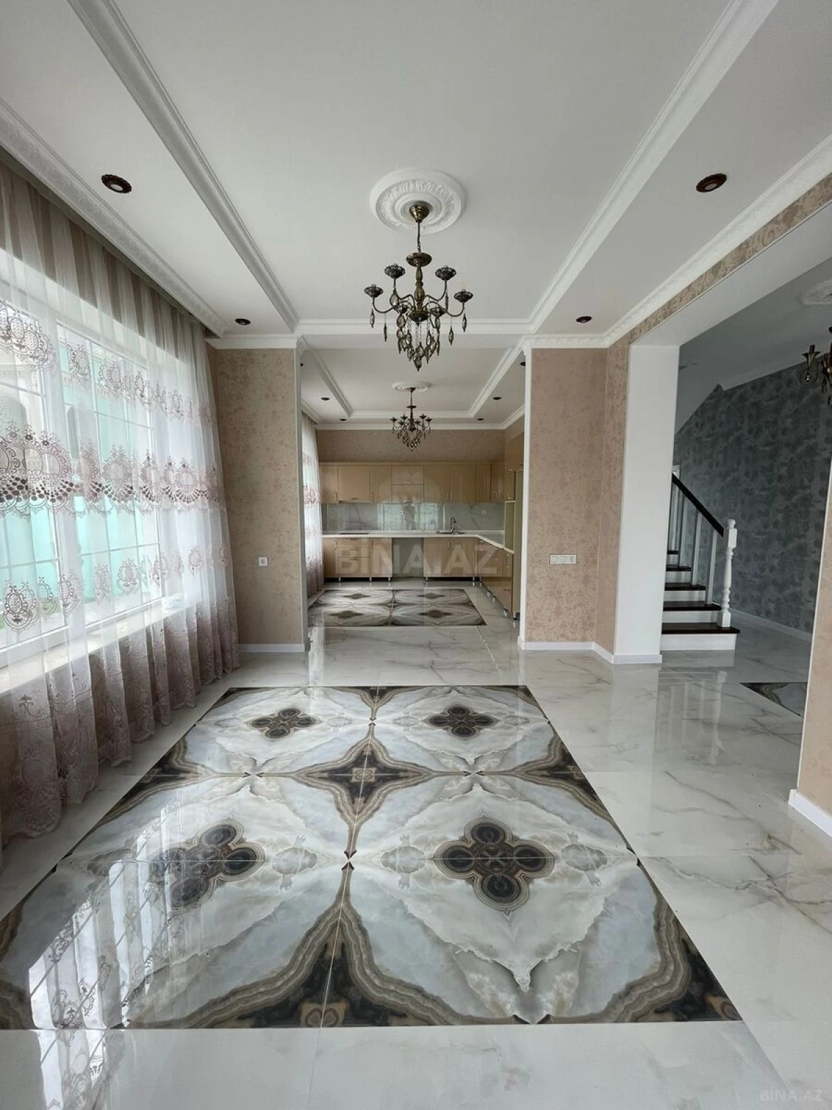 Satılır həyət evi 237 m²