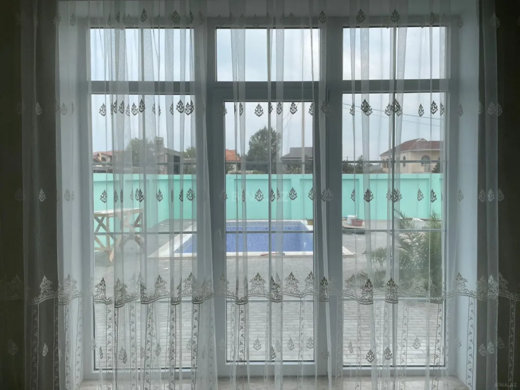 Satılır həyət evi 237 m²