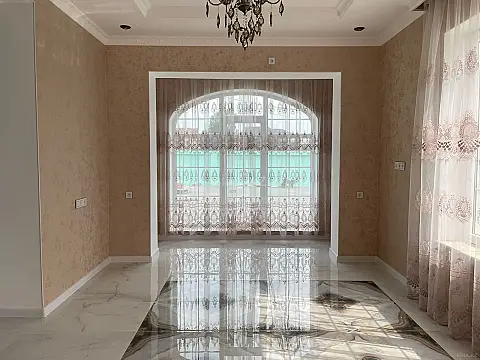 Satılır həyət evi 237 m²