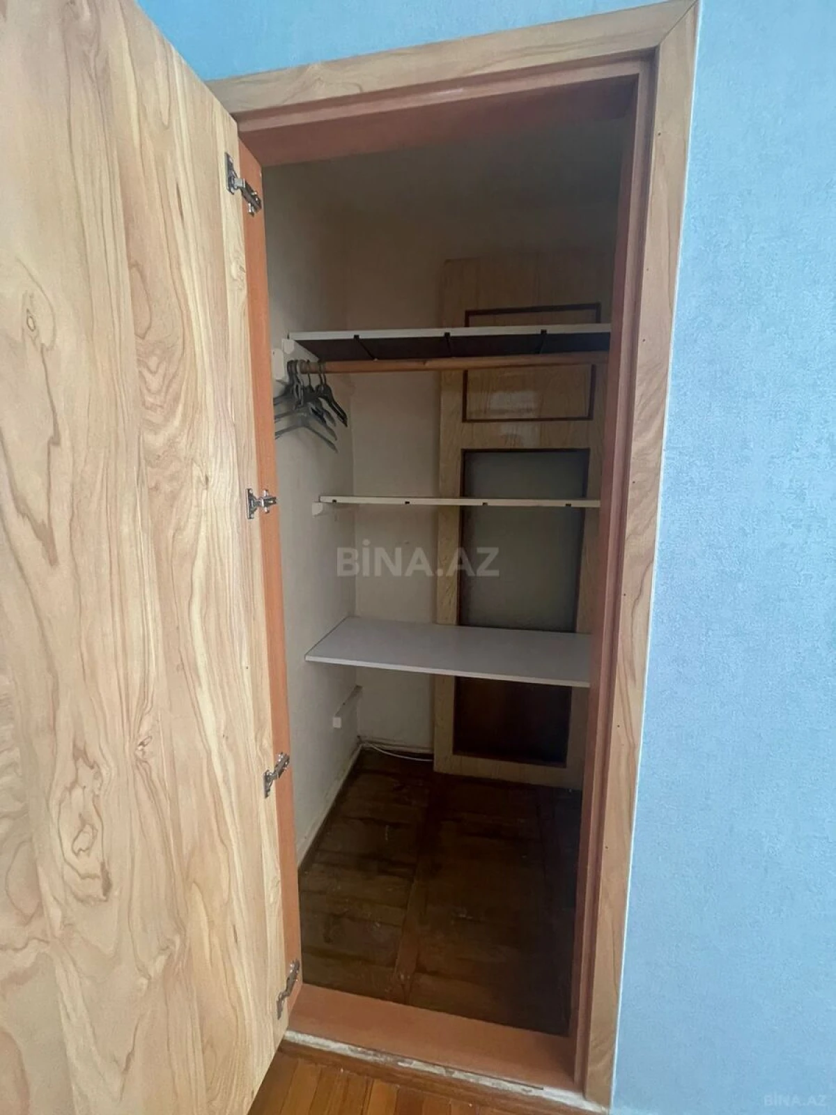 Satılır 2 otaqlı mənzil 83 m²