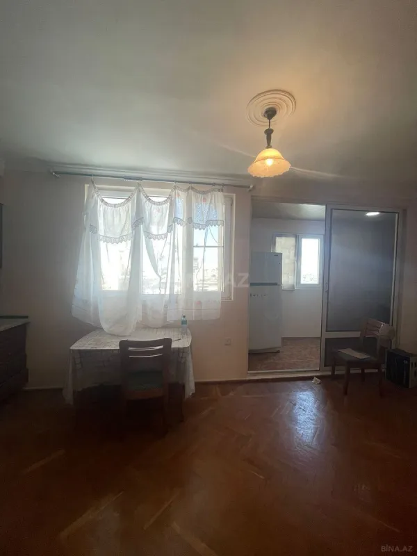 Satılır 2 otaqlı mənzil 83 m²