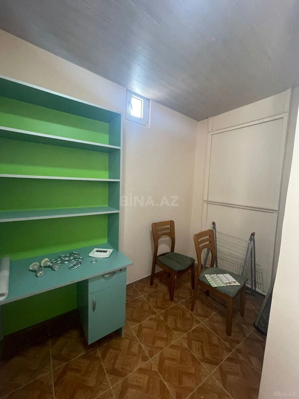 Satılır 2 otaqlı mənzil 83 m²