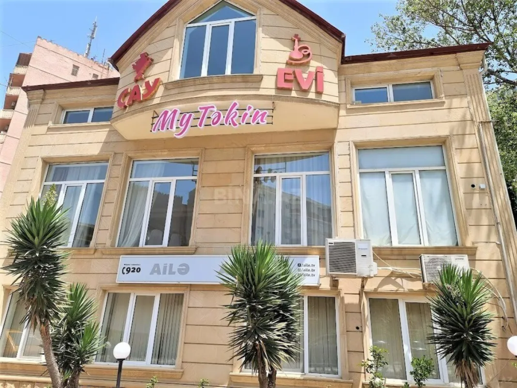 Satılır obyekt 580 m²