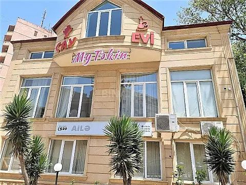 Satılır obyekt 580 m²