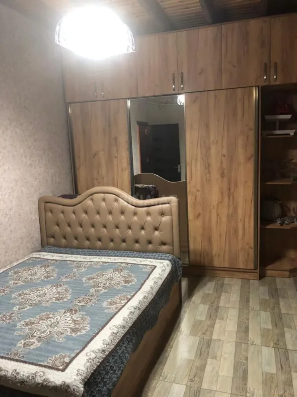 Kirayə verilir 6 otaqlı həyət evi 350 m²