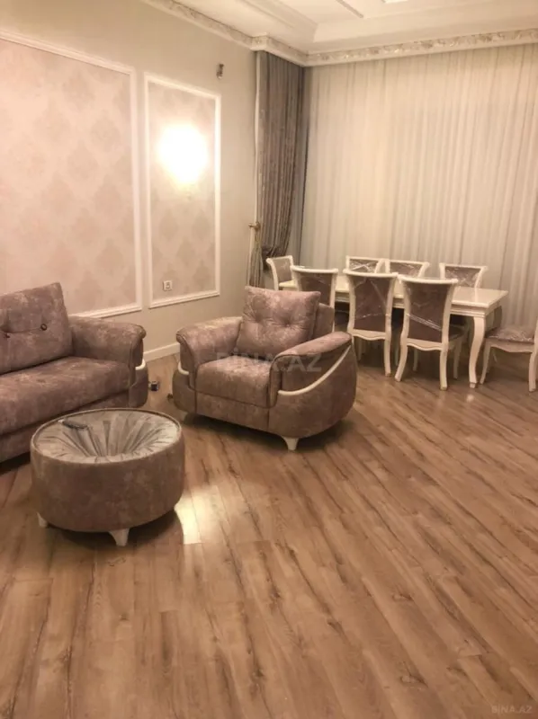 Kirayə verilir 5 otaqlı həyət evi 220 m²