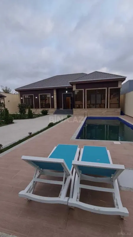 Kirayə verilir 5 otaqlı həyət evi 220 m²