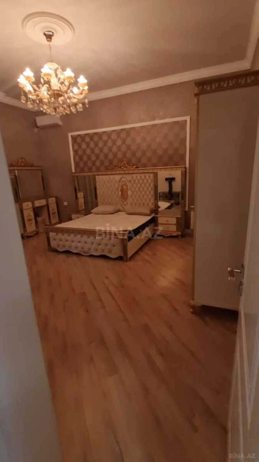Kirayə verilir 5 otaqlı həyət evi 220 m²