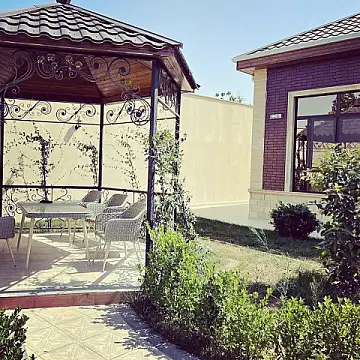 Kirayə verilir 5 otaqlı həyət evi 220 m²