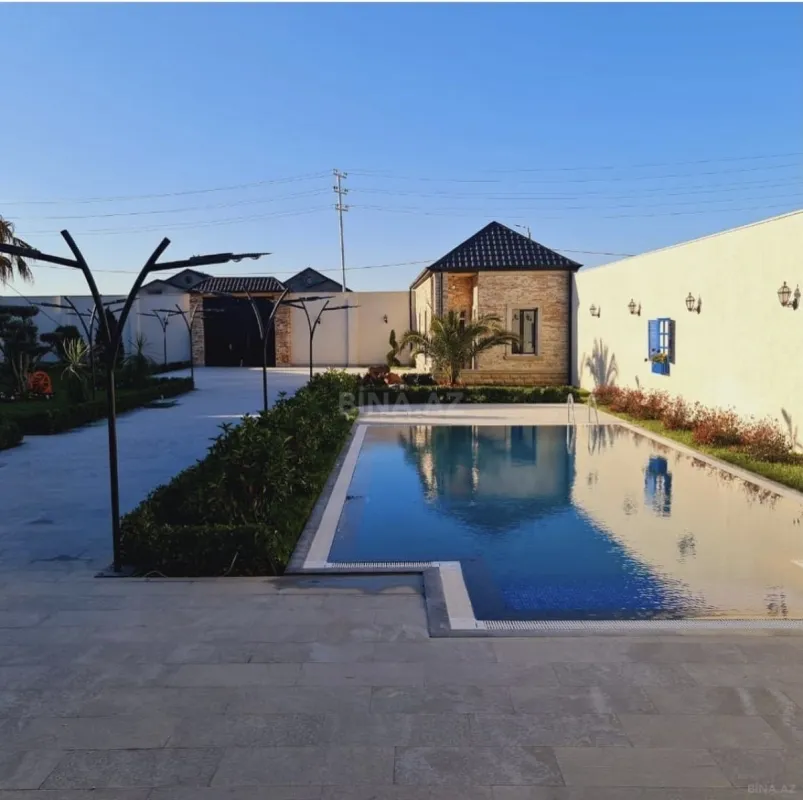 Kirayə verilir 5 otaqlı həyət evi 290 m²