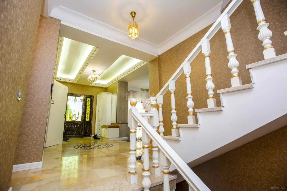 Kirayə verilir 5 otaqlı həyət evi 290 m²