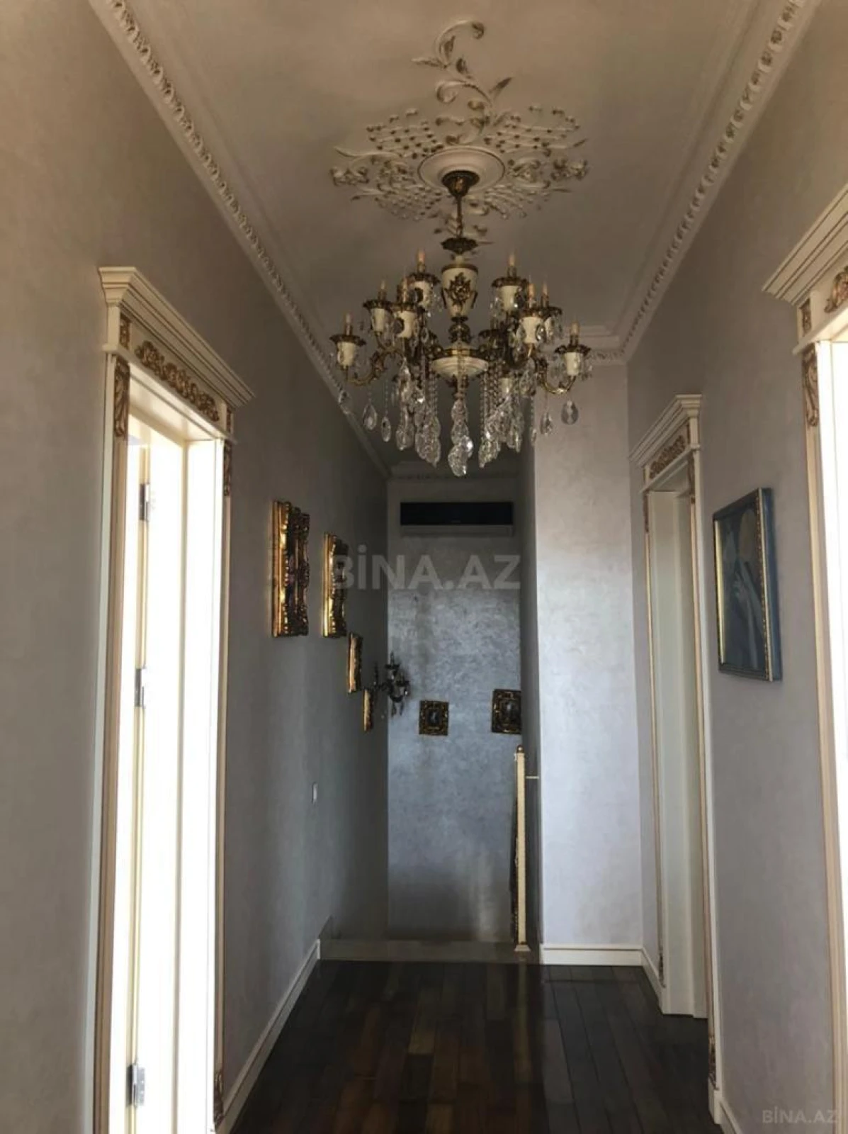 Kirayə verilir 5 otaqlı həyət evi 290 m²