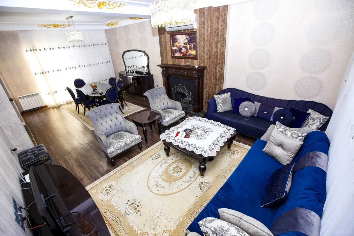 Kirayə verilir 5 otaqlı həyət evi 290 m²