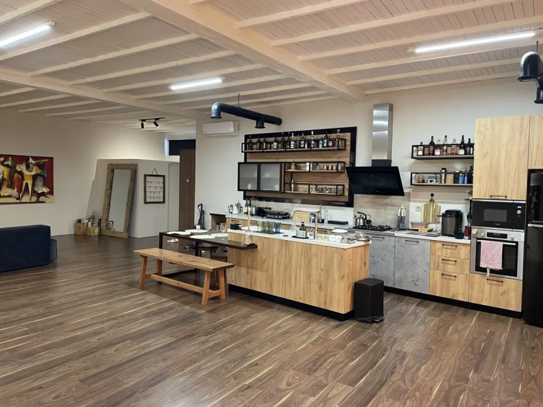 Kirayə verilir 4 otaqlı həyət evi 156 m²