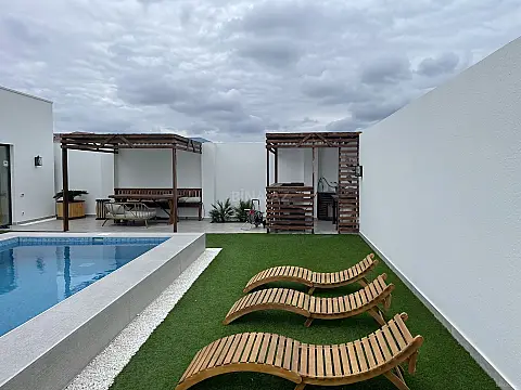 Kirayə verilir 4 otaqlı həyət evi 156 m²