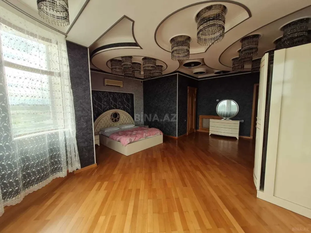 Kirayə verilir 6 otaqlı həyət evi 500 m²
