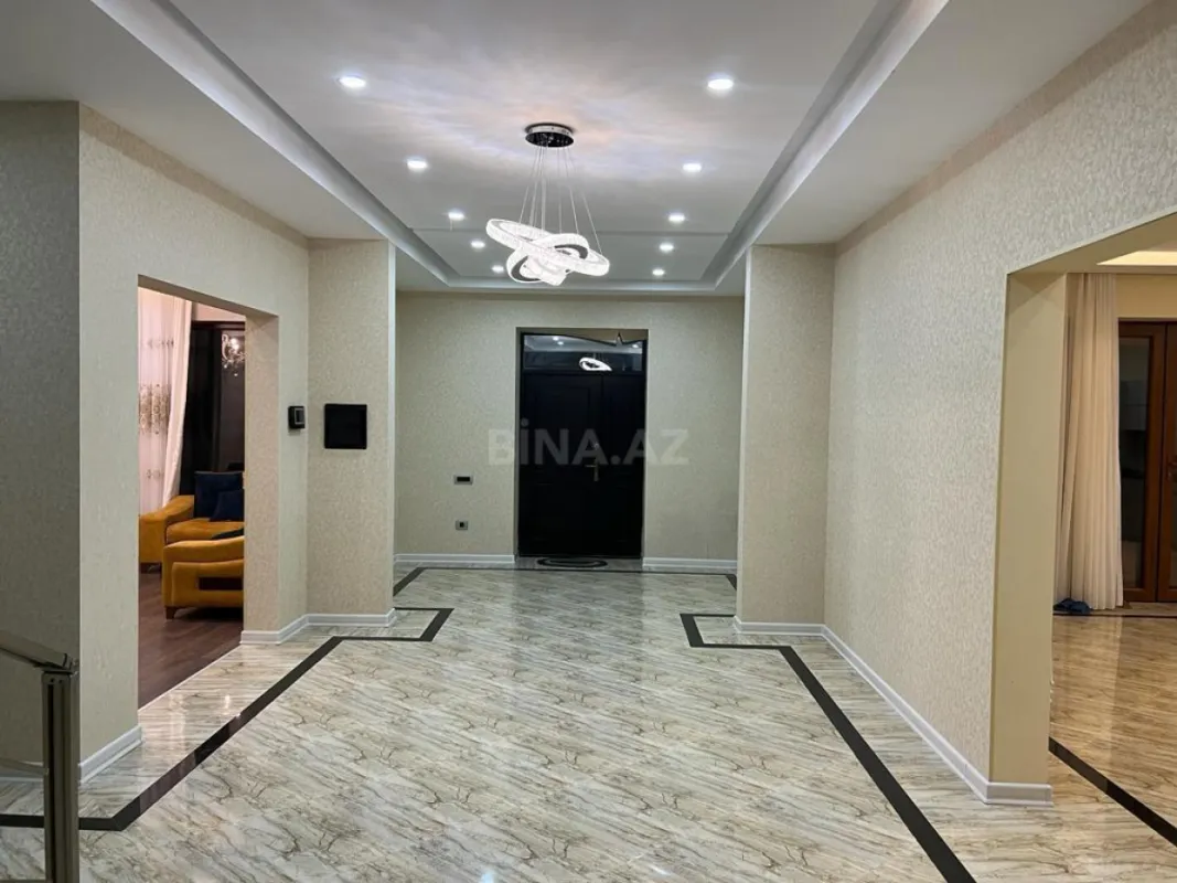 Kirayə verilir 7 otaqlı həyət evi 500 m²