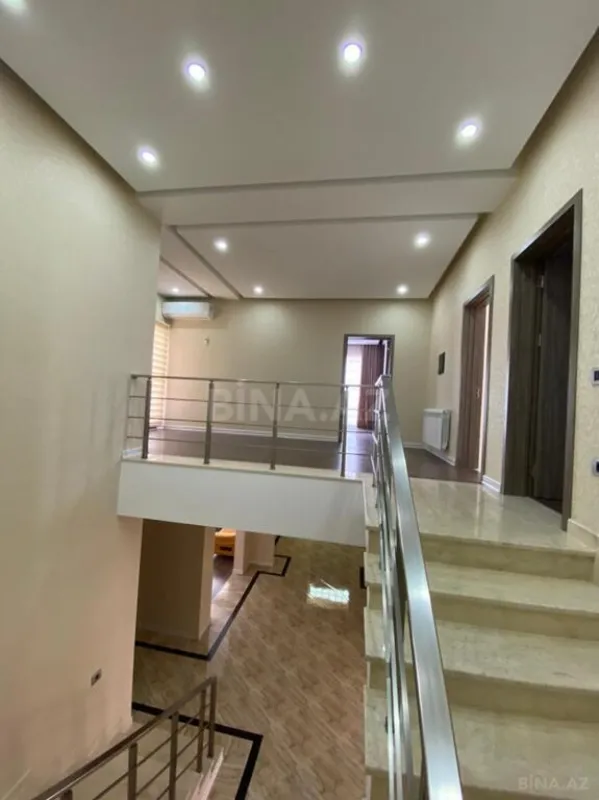 Kirayə verilir 7 otaqlı həyət evi 500 m²