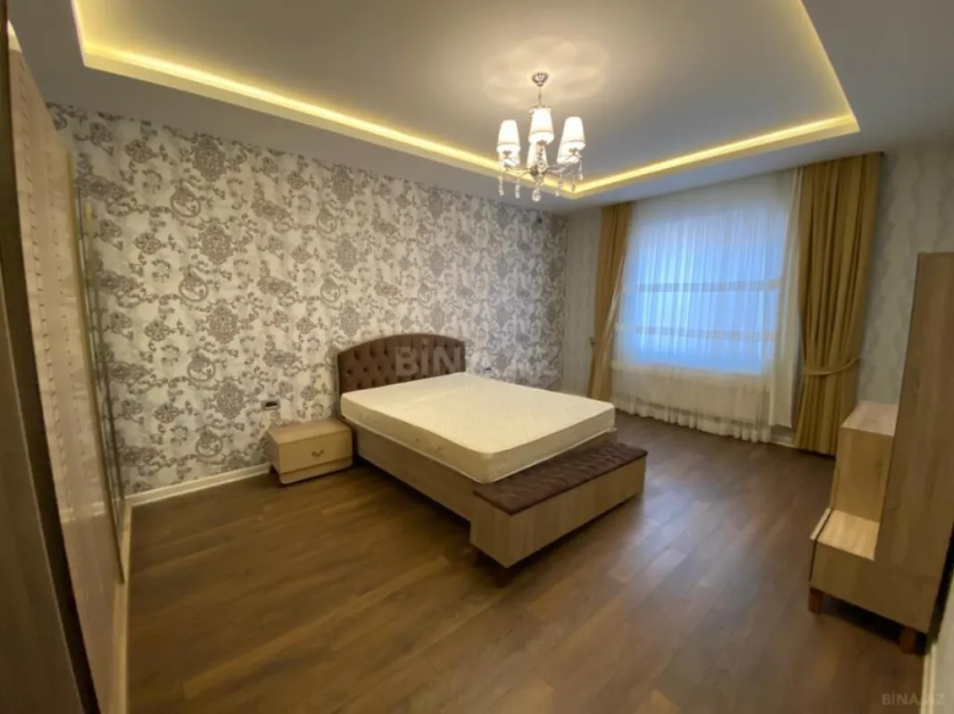 Kirayə verilir 7 otaqlı həyət evi 500 m²