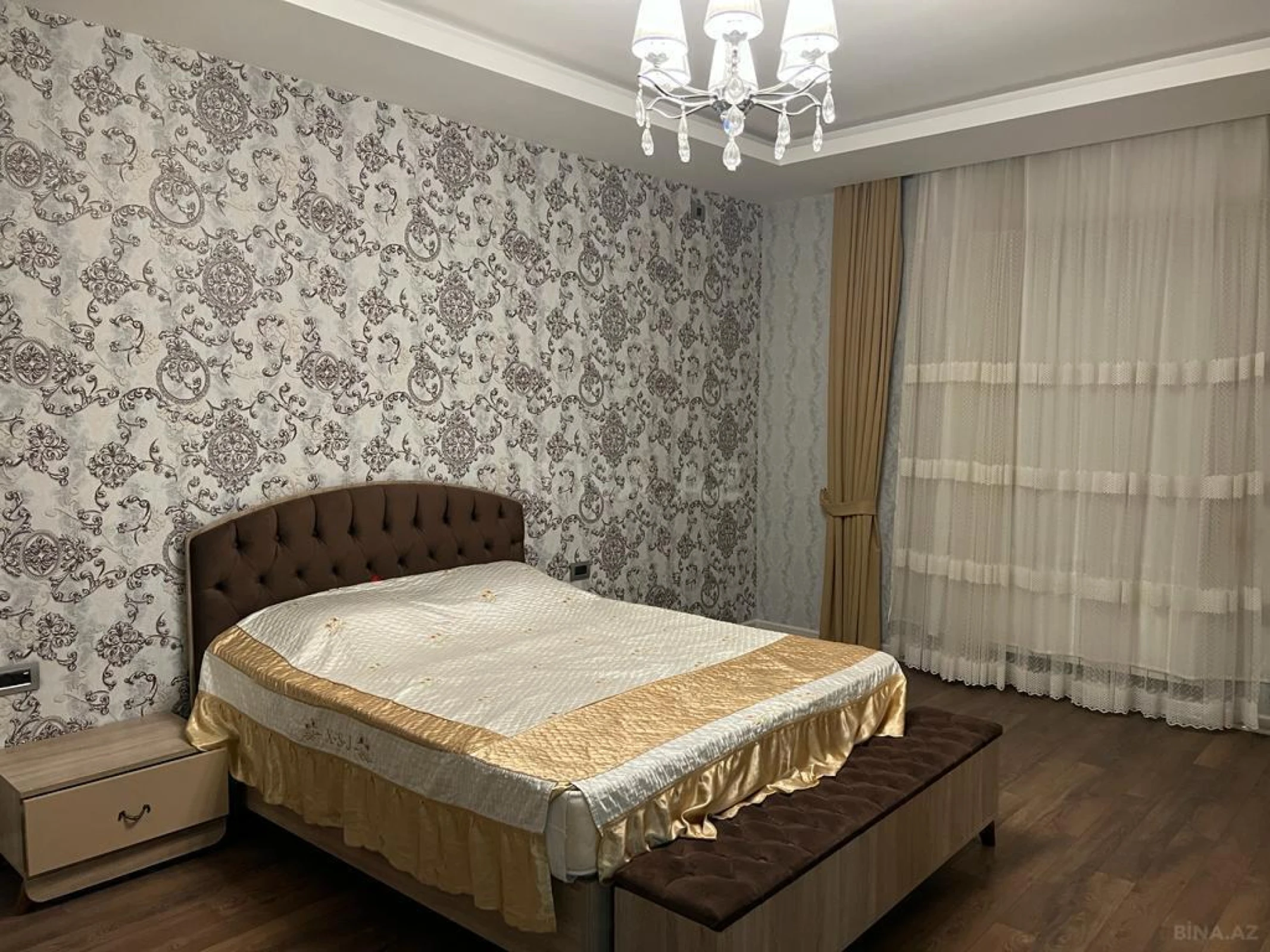 Kirayə verilir 7 otaqlı həyət evi 500 m²