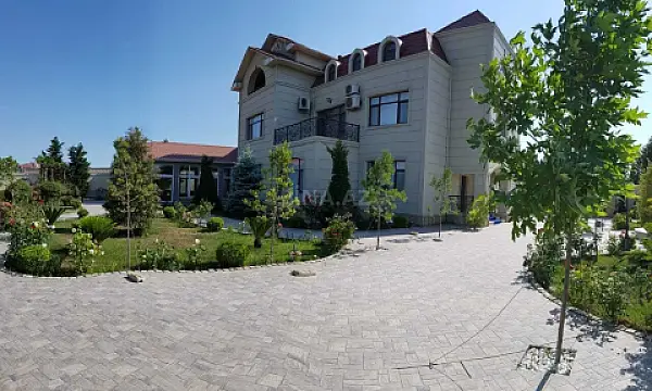 Kirayə verilir həyət evi 460 m²
