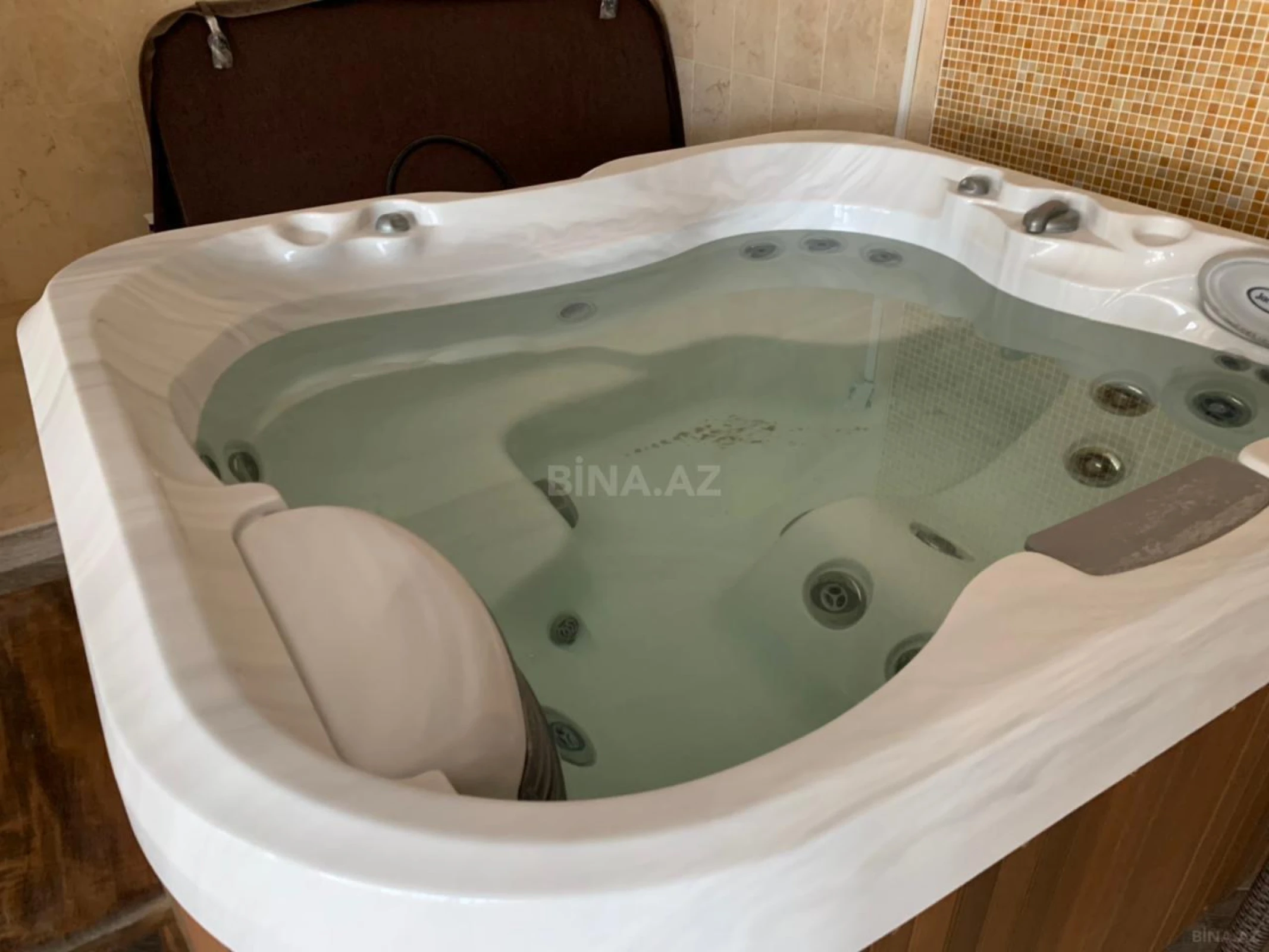 Kirayə verilir həyət evi 460 m²