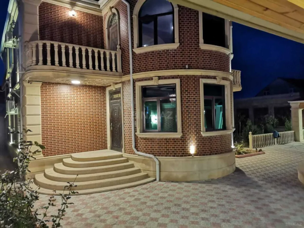 Kirayə verilir 5 otaqlı həyət evi 260 m²