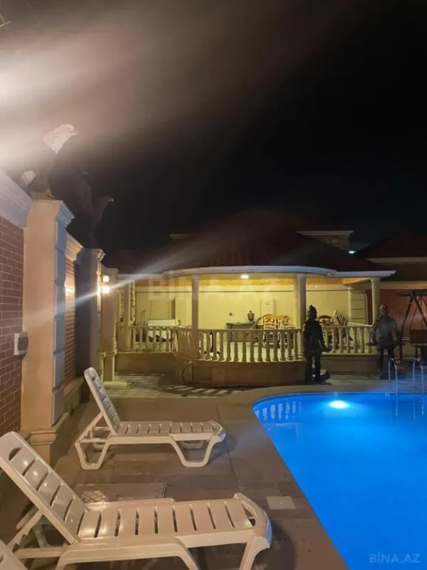 Kirayə verilir 5 otaqlı həyət evi 260 m²