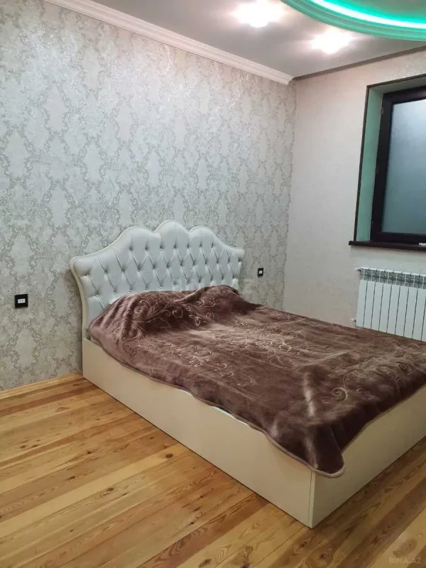 Kirayə verilir 5 otaqlı həyət evi 260 m²
